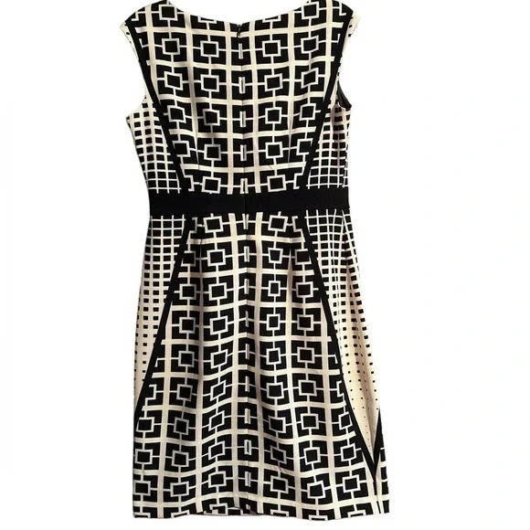 Maggy London Sleeveless Geometrical Black Cream Figure Flattering Sheath Dress - Picture 2 of 5